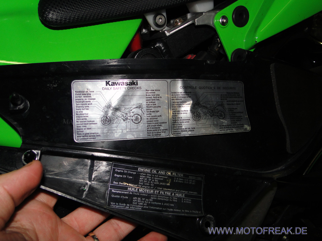 Kawasaki ZX6R Ölwechsel Datenblatt