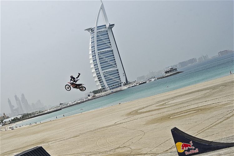 Red Bull X-Fighter Danny Torres gewinnt in Dubai